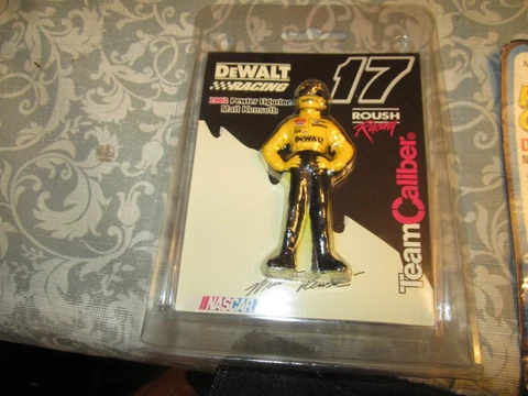 2002 TEAM CALIBER 1:24 PEWTER FIGURINE MATT KENSETH Cover