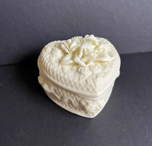Heart Shaped Ivory Cream Roses Floral Porcelain Trinket Box with Lid - Picture 1 of 9