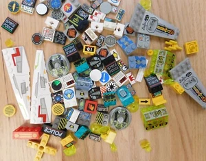 Piezas LEGO que tienen pegatinas (lote 14) - Imagen 1 de 5