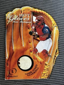 2001 Fleer Legacy Hot Gloves Relic Ivan Rodriguez Texas Rangers Patch - Picture 1 of 2