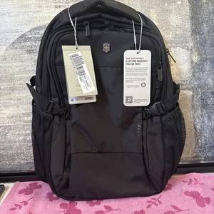 Victorinox VX Sport EVO Daypack Laptop Backpack Black 14" L x 10.6" W x 19.3" H - Picture 1 of 3