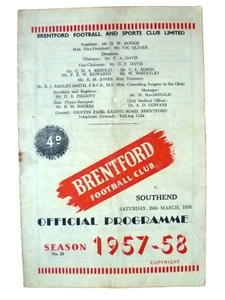 1957 Brentford v Southend United 29th March Official Programme - Picture 1 of 3