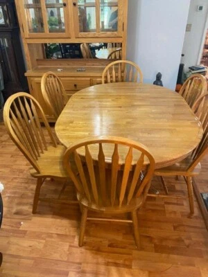 Handcrafted Amish Dining Set - Image 1 of 4