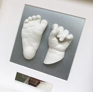 Babies Hands & Feet Casting Kit and Frame - *Suitable for 0-3 years old* - Picture 1 of 12