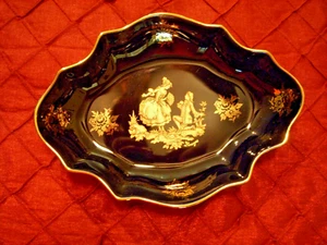 Antigua Bandeja Cómoda Limoges Pintada a Mano Negra y Dorada - Hecha en LimogesFrancia - Imagen 1 de 3