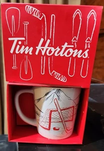 Tim Hortons 2018 Red Hockey Net & Stick Mountains Coffee Mug Tea Cup NIB - Bild 1 von 2