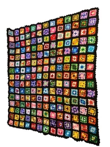 Vintage Handarbeit gehäkelt afghanische Decke bunte Granny Squares ca. 65x57" - Bild 1 von 11