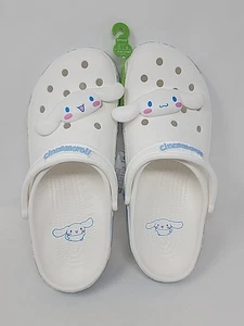 Zuecos clásicos Crocs Cinnamoroll. Zapatos sin cordones, para hombre talla 11 - Imagen 1 de 8