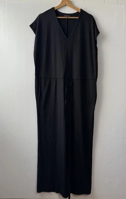 Mono para mujer Eileen Fisher cuello en V pierna ancha tobillo liso negro M elástico Foto 1 de 4