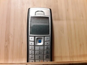 Nokia 6230i silber - schwarz  (Ohne Simlock) Handy - Bild 1 von 3