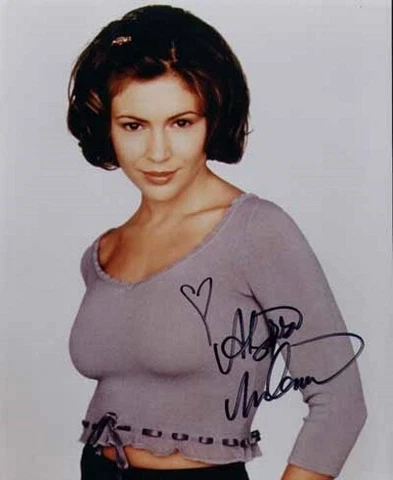 Alyssa Milano - Actress - Signed Photo - COA (6884) Cover