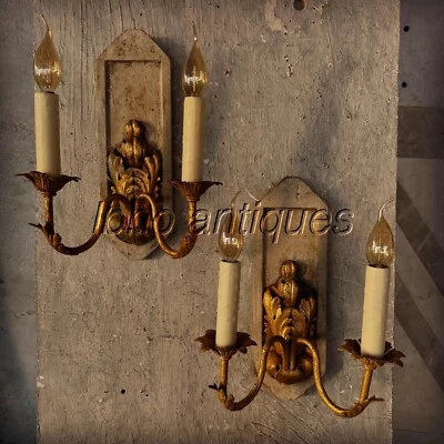 PAR ENCANTADOR DE ARANDELAS ITALIANAS DA DÉCADA DE 1940. MADEIRA E FERRO DOURADO / ÓTIMA PÁTINA - Imagem 1 de 4