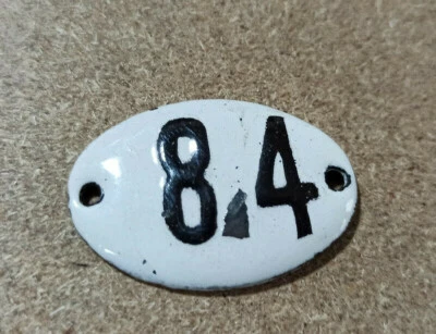 Letrero esmaltado vintage número 84 placa de puerta de la Casa Blanca metal porcelana lata Foto 1 de 3