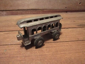 VINTAGE CAST IRON TRAIN PASSENGER CAR   - Picture 1 of 7