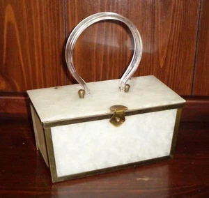 Cartera clutch vintage Mid Century Lucite marbelizada blanca con marco de latón - Imagen 1 de 8