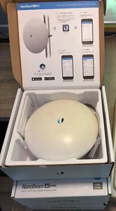 Ubiquiti NanoBeam 5AC Gen 2 / NBE-5AC-GEN2 | 5 GHz, 19 dBi, résistant aux intempéries, airMAX ac - Photo 1/2