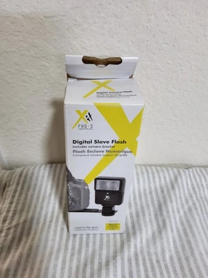 DIGITAL SLAVE FLASH with Bracket for Digital DSLR Camera - Image 1 of 4
