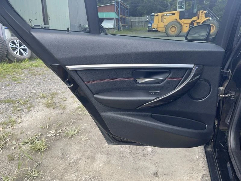 2017-18 BMW 330i LEFT REAR DOOR TRIM PANEL BLACK W/RED TC:CL3 73K X-DRIVE 57235 - Image 1 of 1