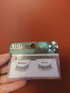 4 Paar ARDELL Professional Natural Babys / Naturwimpern - Schwarz - Bild 1 von 7
