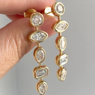 Pendientes enchapados en oro amarillo de plata de ley de moissanita creados en laboratorio de 2,99 quilates D VVS Foto 1 de 4