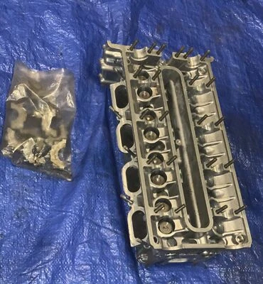 BMW E39 540i E38 740i 1999-2003 banco 1 pasajero derecho culata con válvulas Foto 1 de 4