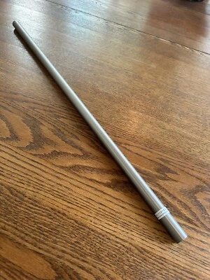 Barra de cortina Pottery Barn ~ SOLO VARILLA .75 pequeña 25.5” de largo ~ estaño, pieza central Foto 1 de 4