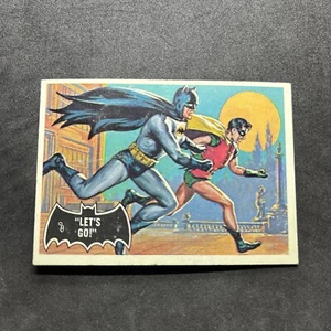 1966 Topps Batman Set # 28 Let's Go! - Imagen 1 de 2