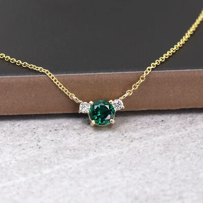 Collar de diamantes esmeraldas 14k creado en laboratorio Foto 1 de 4