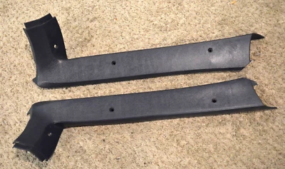 1978-1982 CHEVROLET CORVETTE TRIM MOULDING FRONT WINDOW A PILLAR NAVY BLUE!!! Foto 1 de 4