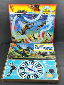 Vintage Hasbro GI Joe Navy Frogman gioco da tavolo scatola spinner SOLO INCOMPLETO anni 60 - Foto 1 di 22