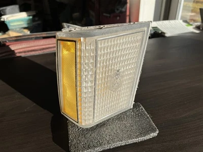 Chevrolet Monte Carlo 1978 luz de señalización delantera derecha OEM 78 Chevy Foto 1 de 4