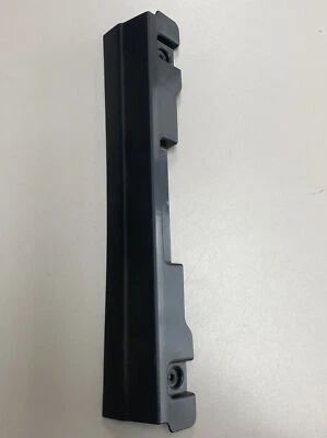 Nissan Pathfinder 2002 asiento delantero embellecedor inferior cubierta bisel lado izquierdo del conductor OEM Foto 1 de 2