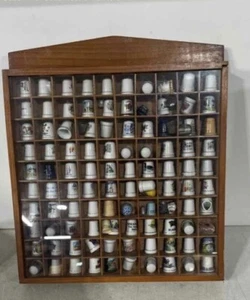 Vintage Fingerhüte mit Holzvitrine 200+ - Bild 1 von 7