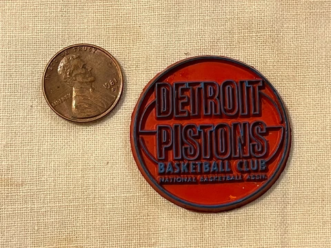 Vtg Rubber Refrig Standing Board Magnet NBA Basketball DETROIT Pistons Cover