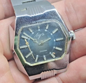 Vintage watch LUCH 23 Jewels. Cal.2209. Soviet Wrist watch Mens USSR 1970 - Picture 1 of 17