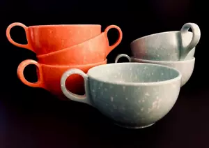 VINTAGE SET OF 6 MCM DINNERWARE CUPS—SALMON & TEAL SPECKLED MELAMINE—VGC - Picture 1 of 5