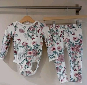 Baby Girl Gap H&M Size 12-28 Mths Top & Jeans Outfit Set VGC! Floral Design - Picture 1 of 5