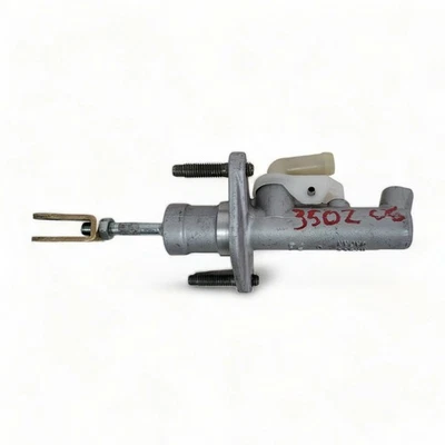 Nissan 350Z 06-08 Clutch Master Cylinder 3.5L 30610-EV00A , OEM, 2006, 2007, 200 - Image 1 of 4