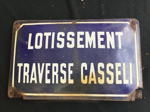 Antiguo letrero de calle francés de metal convexo y esmalte vítreo en el medio ¡oxidado! - Imagen 1 de 11