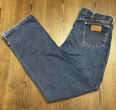 Pantalones de mezclilla Wrangler para hombre 36X32 azul 947STR corte vaquero elástico occidental Foto 1 de 4