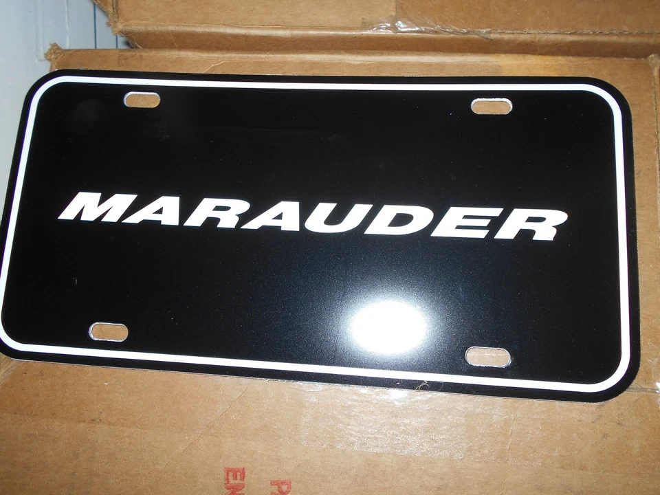 2003 2004 2005 Mercury Marauder logotipo matrícula nuevo negro/blanco ¡Bonito! Foto 1 de 1