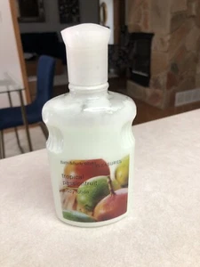NEW Bath & Body Works Tropical Passion fruit Body Lotion 8 oz - Picture 1 of 4