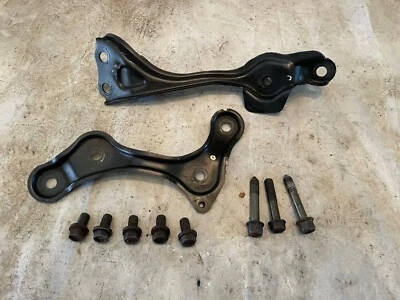 Soportes de cremallera de dirección asistida Honda Prelude 92-96 / pernos con piezas OEM / 4ª generación  Foto 1 de 4