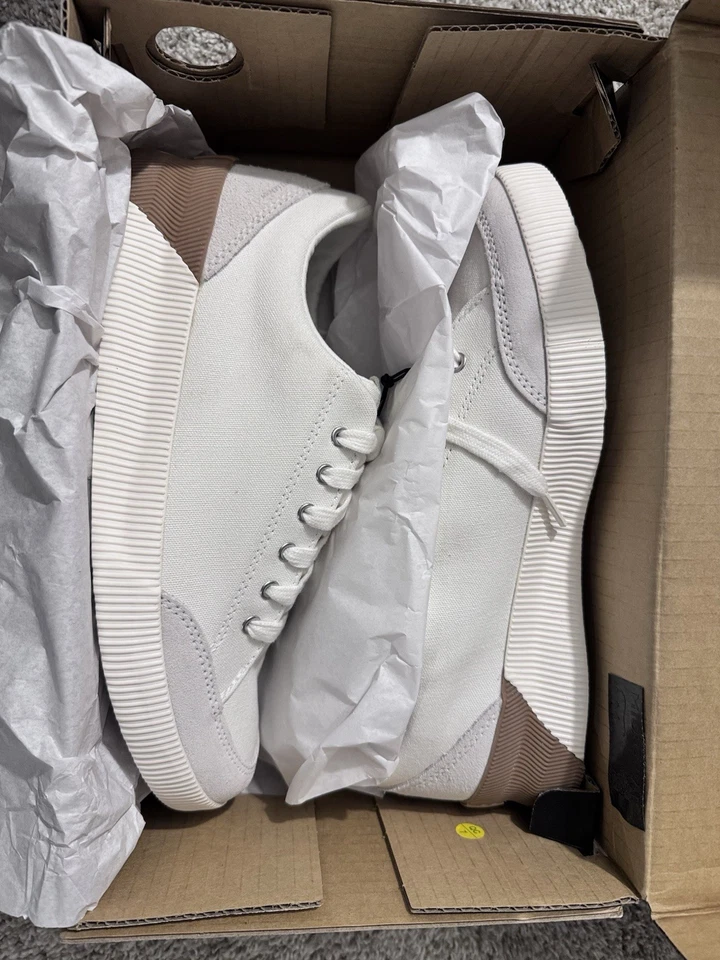 Sorel Out N About Plus Classic Sneaker Size 9 - Image 1 of 4