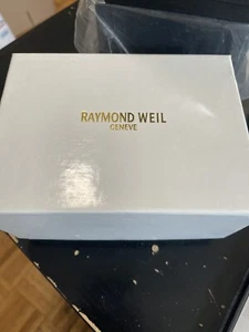 Raymond Weil White Replacement Box with pillow - Picture 1 of 5