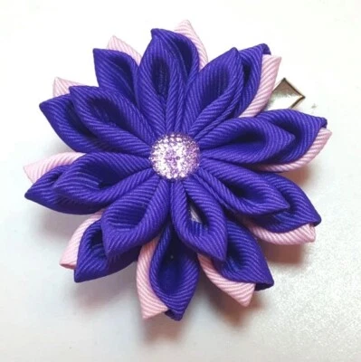 Pinza para el pelo con flores de tela Kasnzashi. Morado y rosa. Accesorio para cabello de mujer para niñas Foto 1 de 3