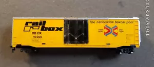 Tyco - HO Scale - 50' Plug Door Box Car -  RAIL BOX RBOX 10000 -No Box (DS3D1PR) - Picture 1 of 8