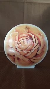  Vase Kaiser Porzellan  im Rosen   Pottery Flowers  - Bild 1 von 8