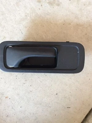 2007 Honda Element SC Passenger Right Front Interior Door Handle - Image 1 of 2
