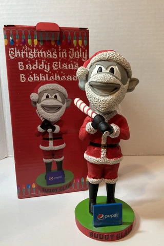 2017 Louisville Bats Cincinnati Reds AAA Buddy Claus Bobblehead SGA Bobble NEW Cover